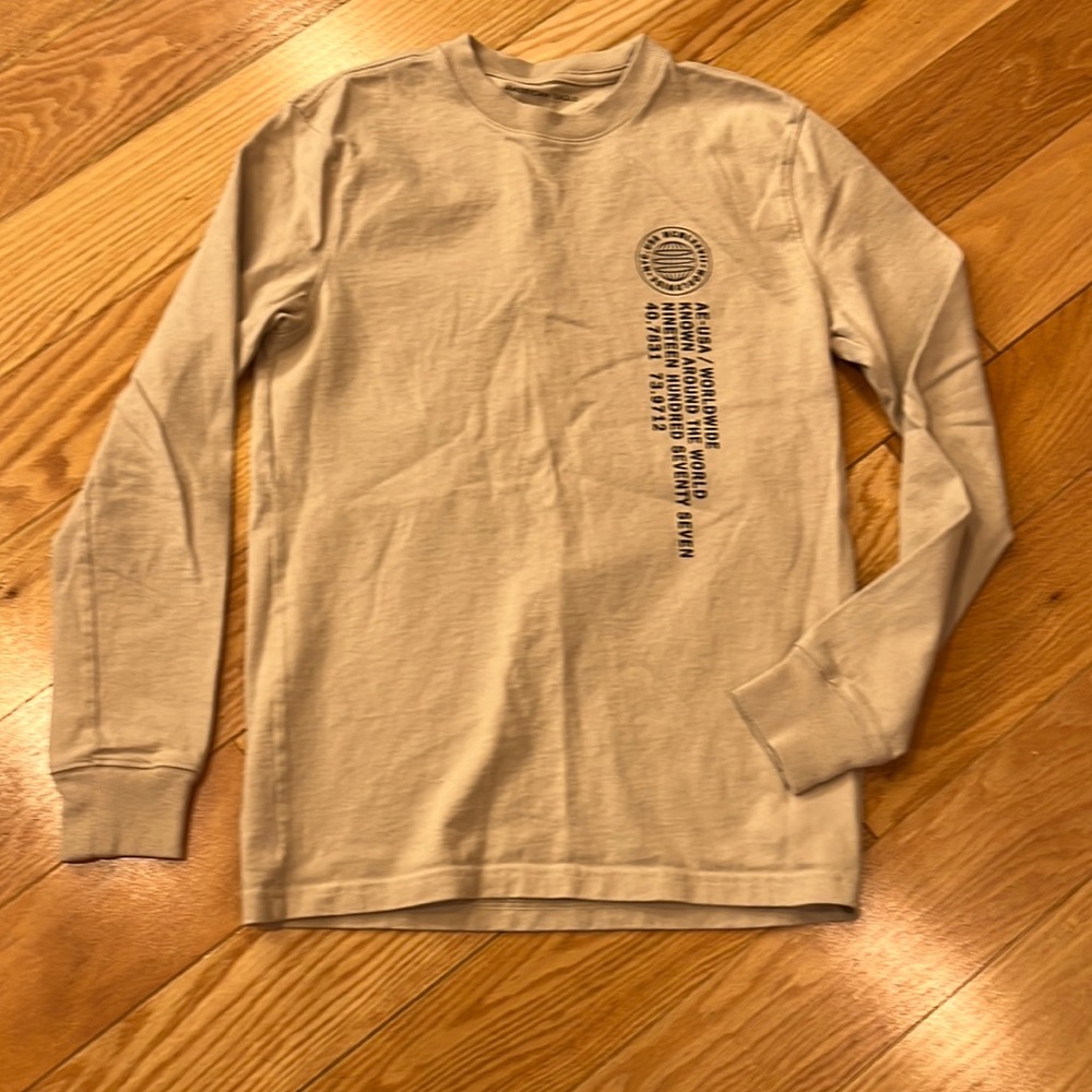 American Eagle heavy cotton knit long sleeve tee